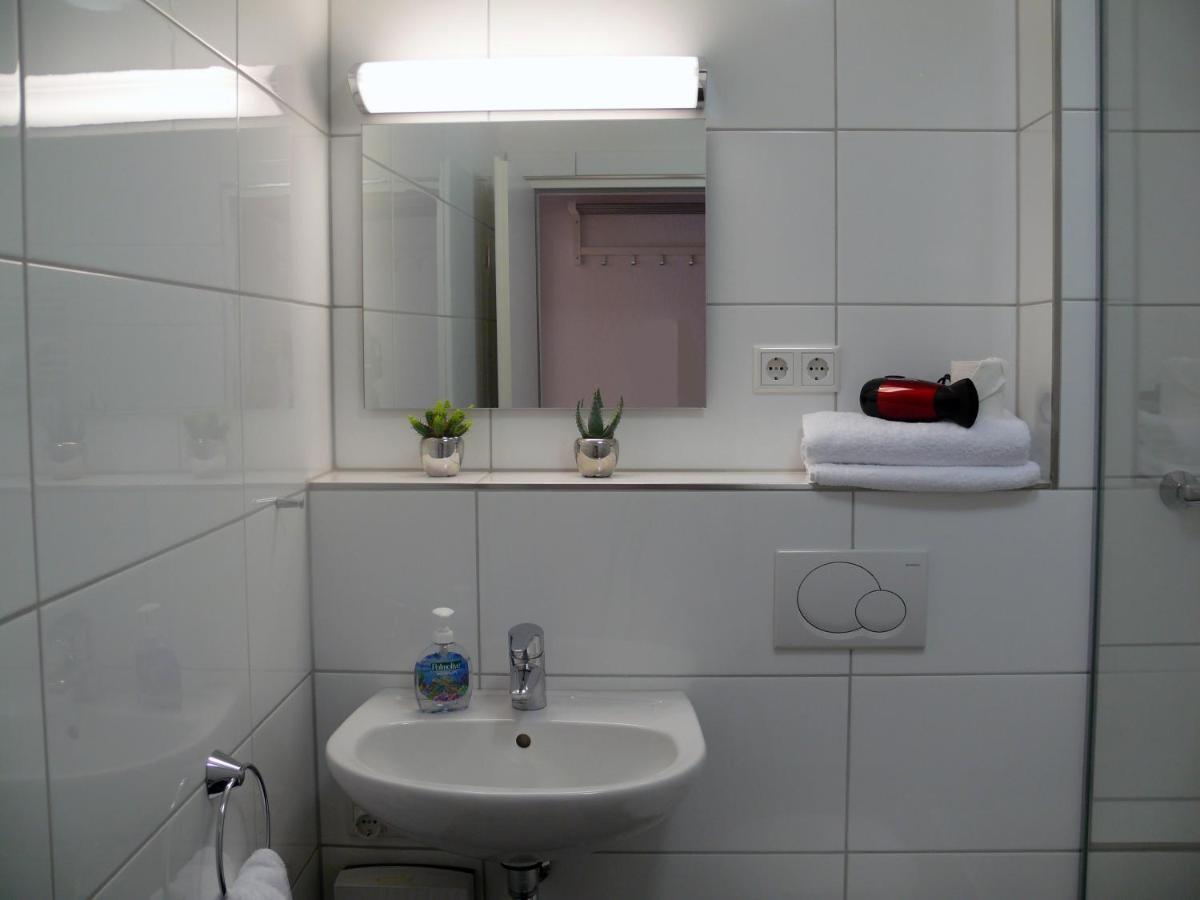 Apartments Jahnstrasse Dusseldorf Room photo